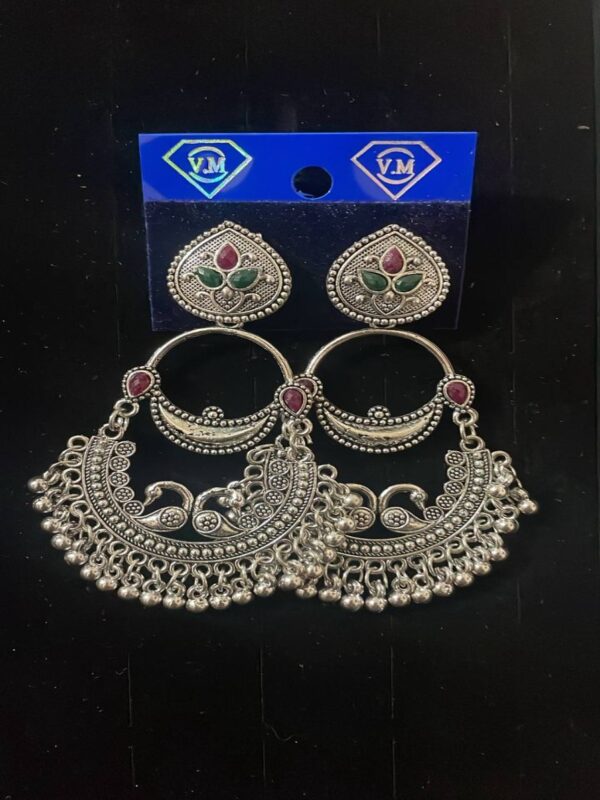 earring