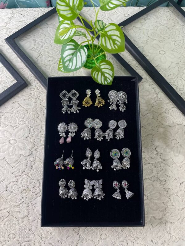 Earrings combo with box
