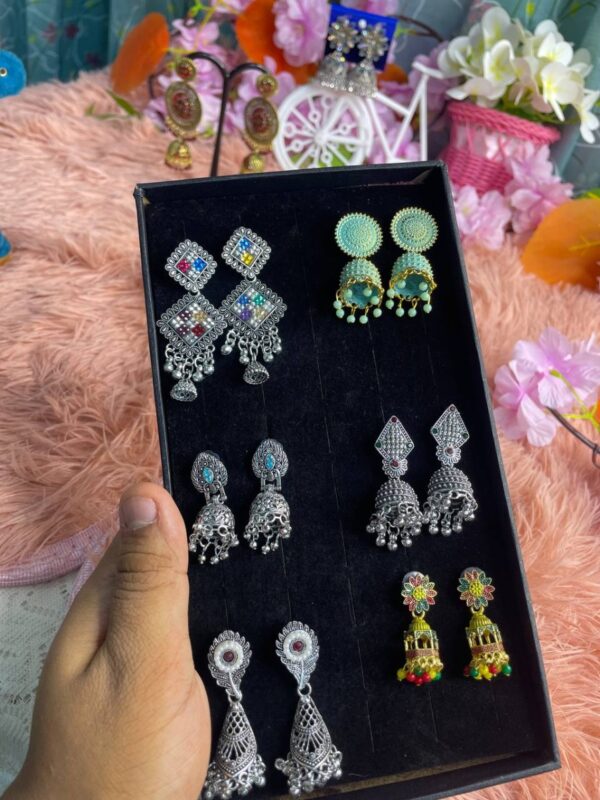 Earrings combo with box